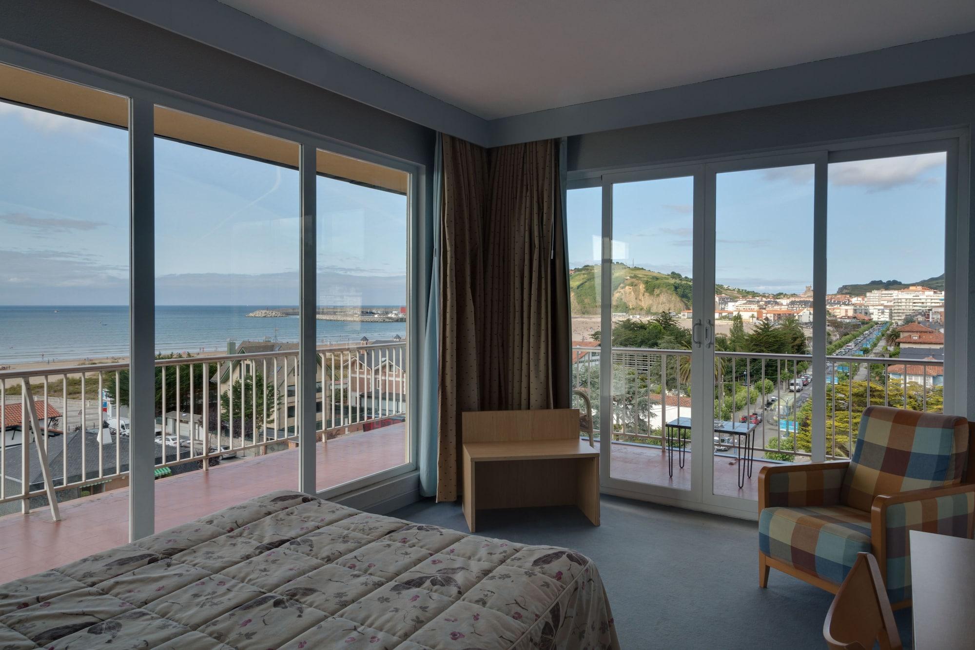 Hotel Cosmopol Ларедо Экстерьер фото