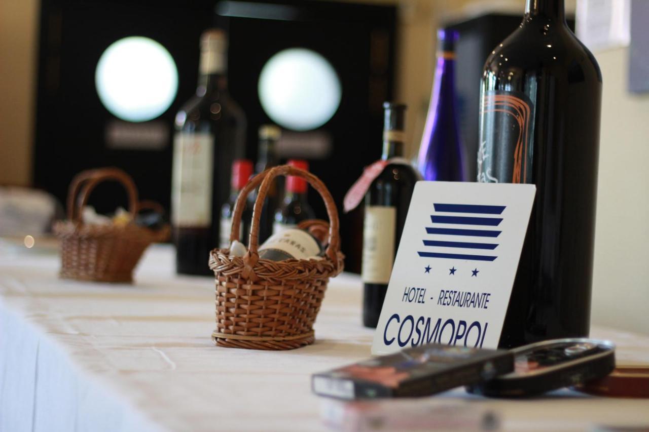 Hotel Cosmopol Ларедо Экстерьер фото